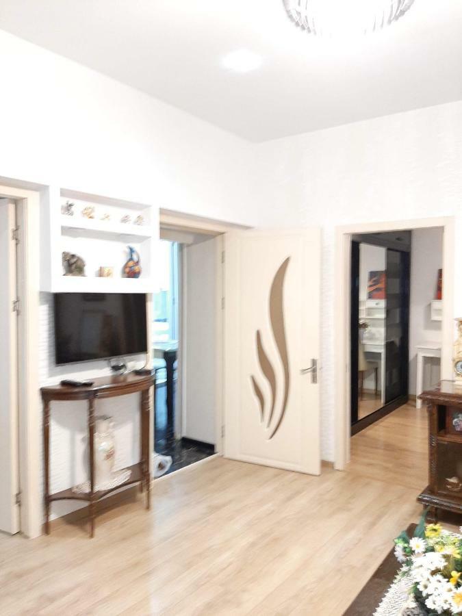 트빌리시 Newly Renovated House 아파트 외부 사진