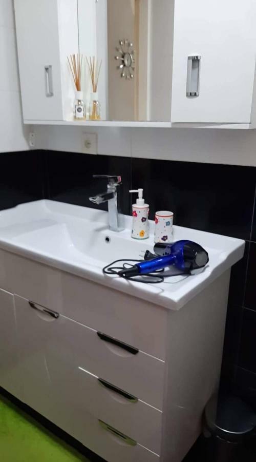 트빌리시 Newly Renovated House 아파트 외부 사진